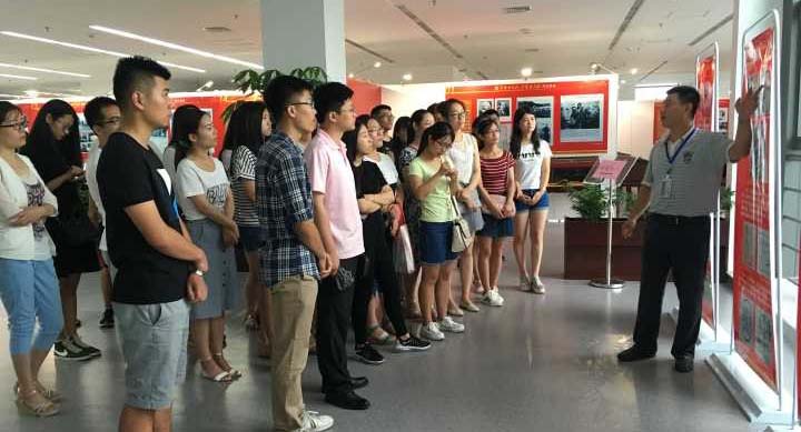 红色展览2.jpg 红色展览2.jpg